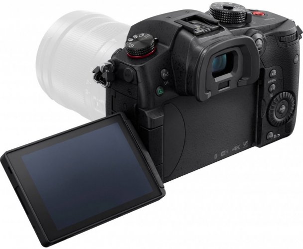 Panasonic Lumix DC-GH5S + Leica DG Vario 10-25mm f/1,7