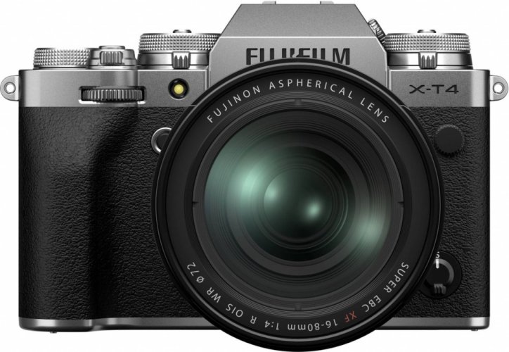 Fujifilm X-T4 + XF16-80mm stříbrné