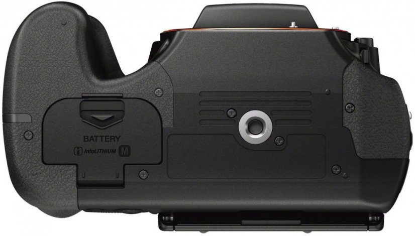 Sony Alpha a68 + 18-55mm