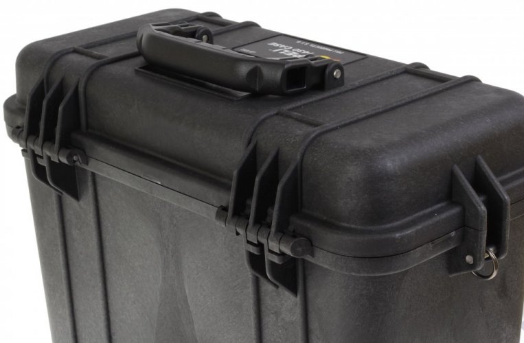 Peli™ Case 1430 Case without Foam (Black)