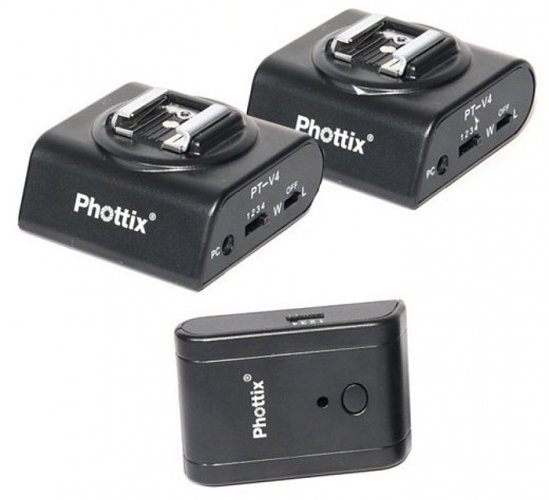 Phottix Aster PT-V4, bezdrátový rádiový odpalovač 2 blesků