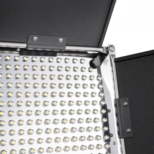 Walimex pro LED 500 stmievateľné panelové svetlo 30W