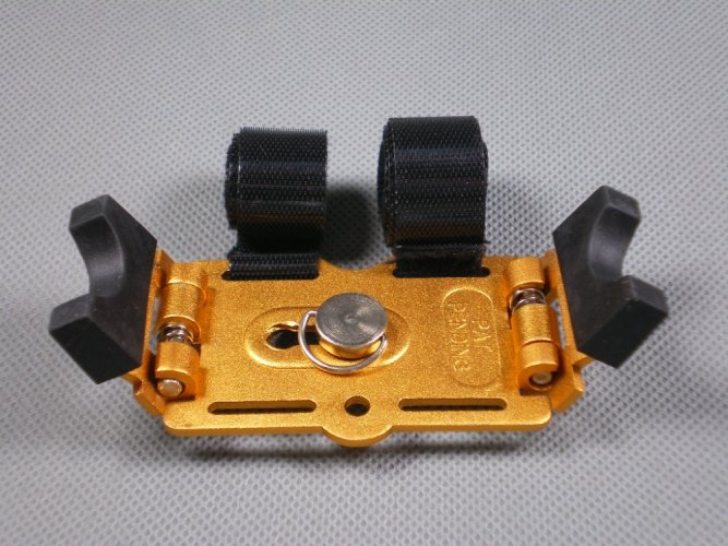 Držák fotoaparátu na řidítka žlutý