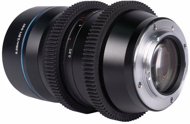 SIRUI 35mm f/1,8 1,33x Anamorphic pre Canon RF