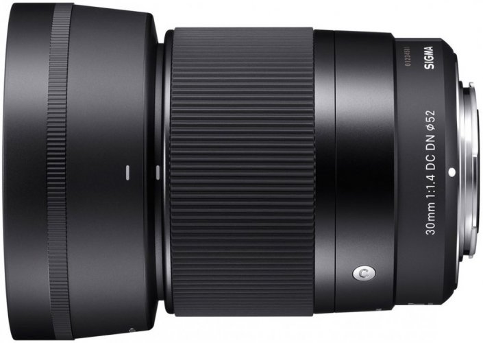 Sigma 30mm f/1,4 DC DN Contemporary pro Sony E