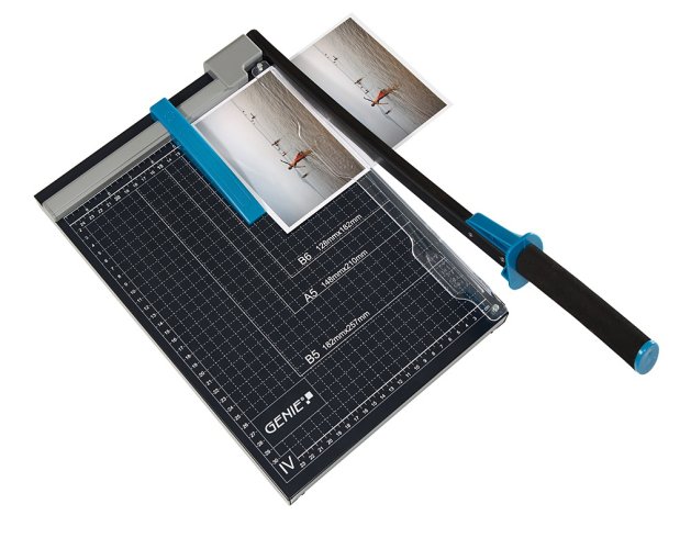 Genie GMA4 Páková řezačka, A4, 12 listů, kovová základna