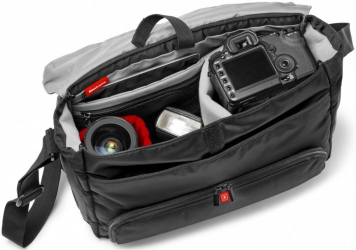 Manfrotto MB MA-M-A, Advanced Camera messenger Befree Black, top