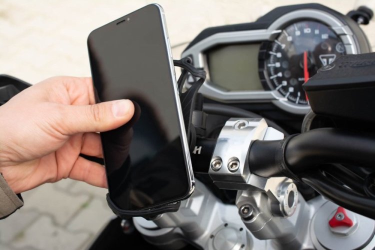 FIXED Bikee 2 kerékpártartó, levehető szilikon, fekete színű