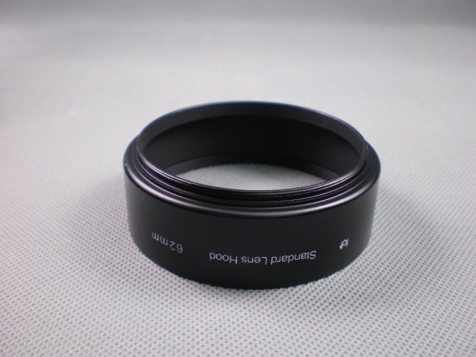 Kovová sluneční clona 72mm