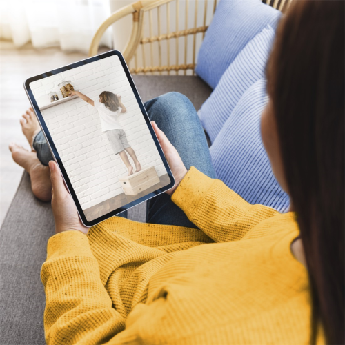 Chytrá domácí WiFi kamera Hama, otáčení/naklápění, noční vidění, Full HD Chytrá domácí WiFi kamera Hama, otáčení/naklápění, noční vidění, Full HD