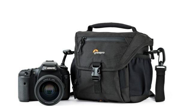 Lowepro Nova 140 AW II černá