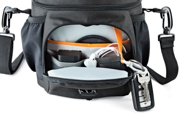 Lowepro Nova 140 AW II černá