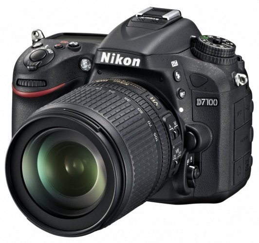 Nikon D7100 (nur Gehäuse)