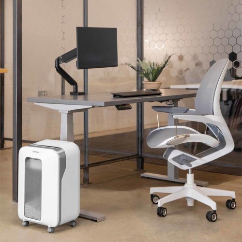 Aktenvernichter Fellowes LX 201 P-5, Querschnitt 2x12mm, 12 Blatt, 22l, Kreditkarte, weiß Aktenvernichter Fellowes LX 201 P-5, Querschnitt 2x12mm, 12 Blatt, 22l, Kreditkarte, weiß