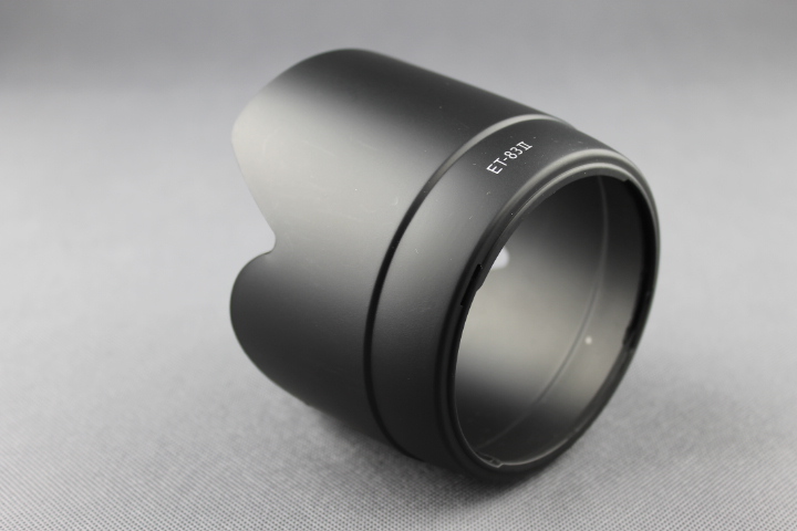 Sluneční clona ekvivalent ET-83 II pro Canon