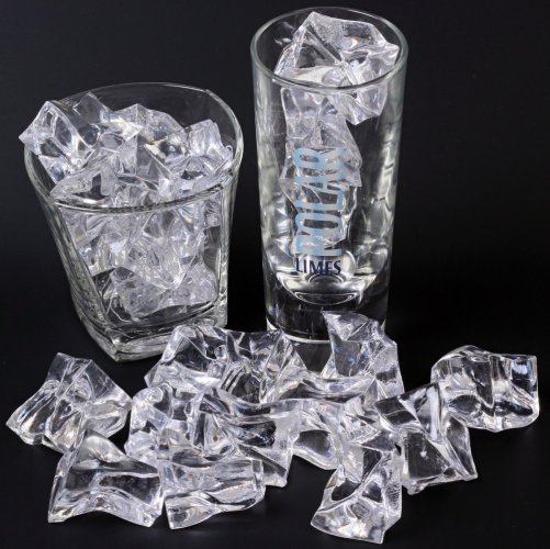 B.I.G. Acrylic Ice Cubes, 38 mm, 740 ml