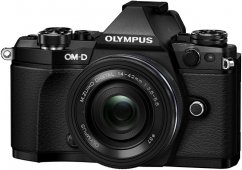 Olympus OM-D E-M5 Mark III + 14-42 mm EZ černý