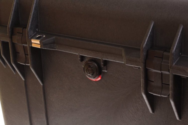 Peli™ Case 1690 kufr se stavitelnými přepážkami na suchý zip, černý