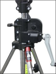 Manfrotto 087NW Navíjací stojan s bezpečnostným lankom (chrómová oceľ)