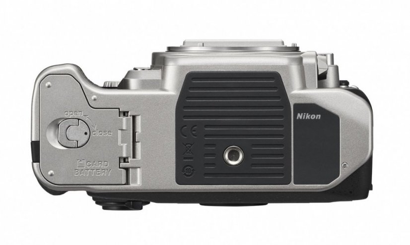 Nikon Df (nur Gehäuse) Silber