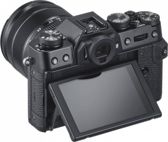 Fujifilm X-T30 + XC15-45 mm černý