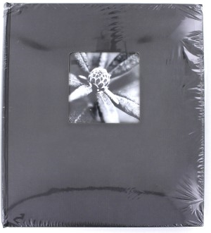 FINE ART 29x32 cm, foto 10x15 ccm/250 ks, 50 stran, šedé