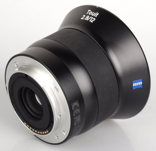 Zeiss Touit 12mm f/2.8 Objektiv für Sony E
