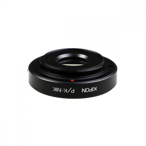 Kipon adaptér z Pentax K objektivu na Nikon F tělo