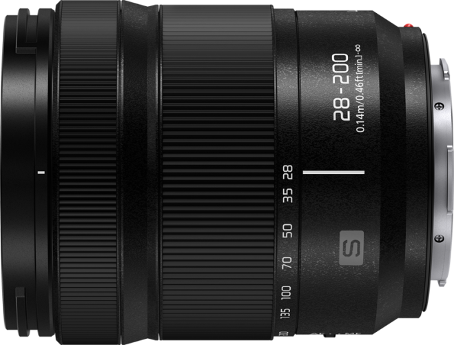 Panasonic Lumix S lens 28-200mm F/4-7.1 Macro