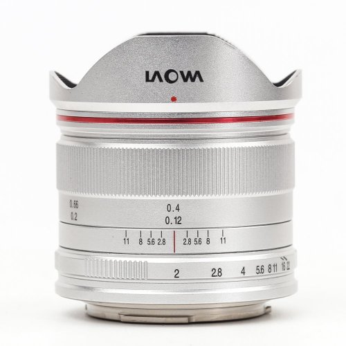 Laowa 7,5mm f/2 Lightweight stříbrný pro Micro Four Thirds