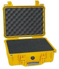 Peli™ Case 1450 Suitcase with Foam (Yellow)