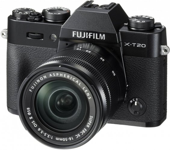 Fujifilm X-T20 Schwarz + XC16-50mm + XC50-230mm