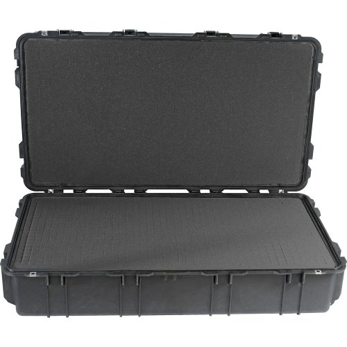 Peli™ Case 1780 Suitcase with Foam (Black)