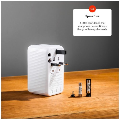 Adaptér FIXED Cestovné Voyager 120W pre EÚ, UK a USA/AUS, s 3xUSB-C a 1xUSB výstupom, GaN, PD 120W, biely Adaptér FIXED Cestovné Voyager 120W pre EÚ, UK a USA/AUS, s 3xUSB-C a 1xUSB výstupom, GaN, PD 120W, biely