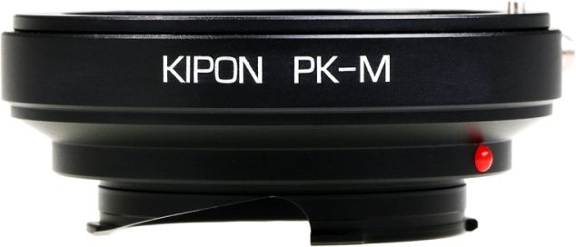 Kipon adaptér z Pentax K objektívu na Leica M telo