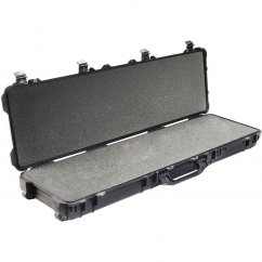 Peli™ Case 1750 Koffer mit Schaumstoff (Schwarz)