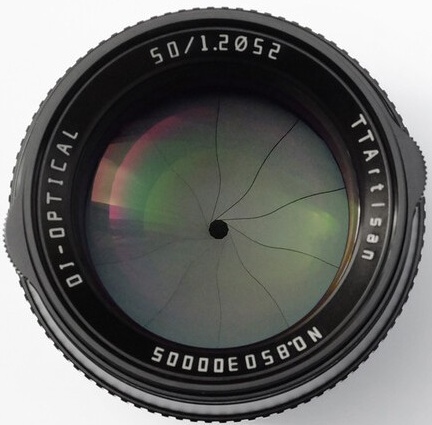 TTArtisan 50mm f/1,2 pre Panasonic L/Leica L