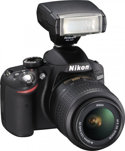 Nikon D3200 - telo