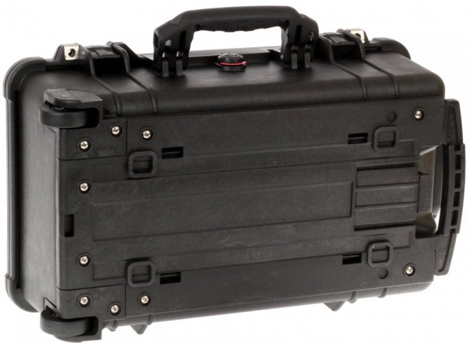 Peli™ Case 1510 LFC mit Schaumstoff + LOC Organizer (Schwarz)