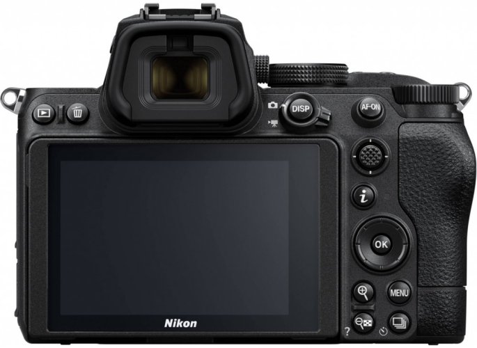 Nikon Z5 + 24-50mm VR