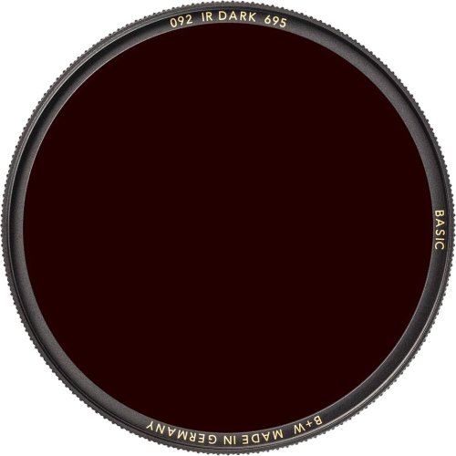B+W 37mm infračervený filter IR tmavočervený BASIC (092)